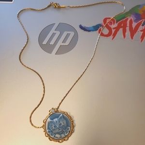 Cat necklace NWOT